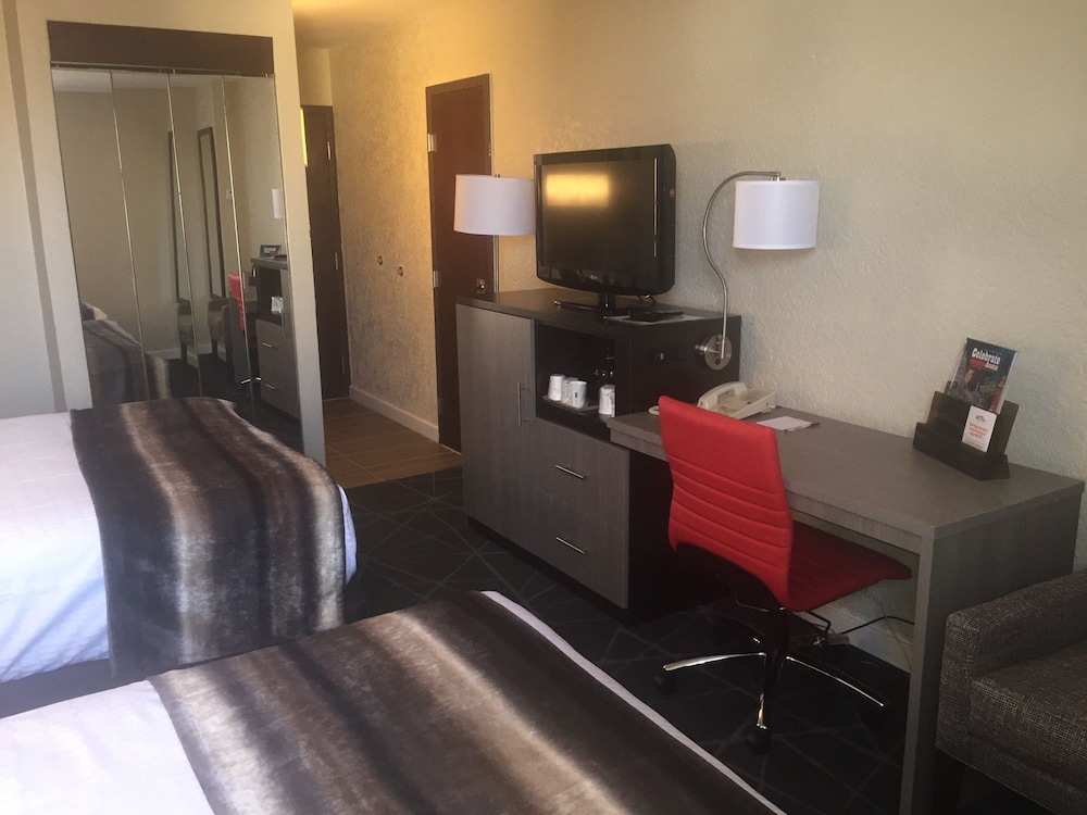 Best Western Plus Austin Central 26/40