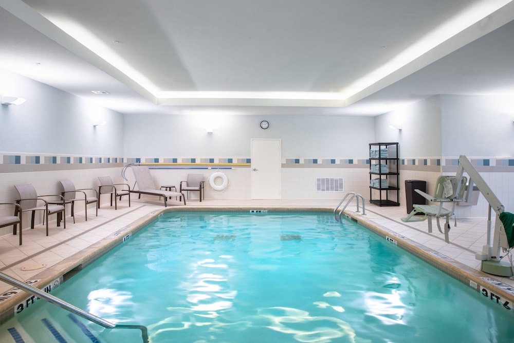 Courtyard Marriott Denton 19/47