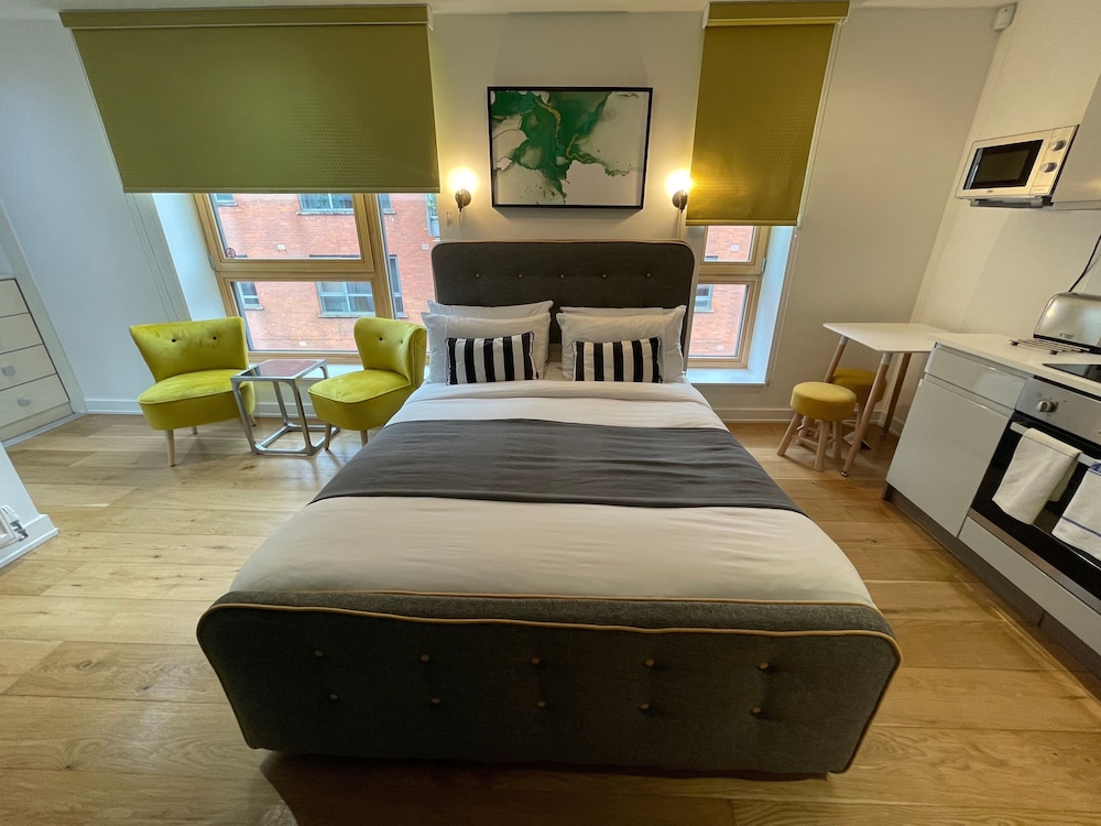 Quay Apartments Manchester 17/68