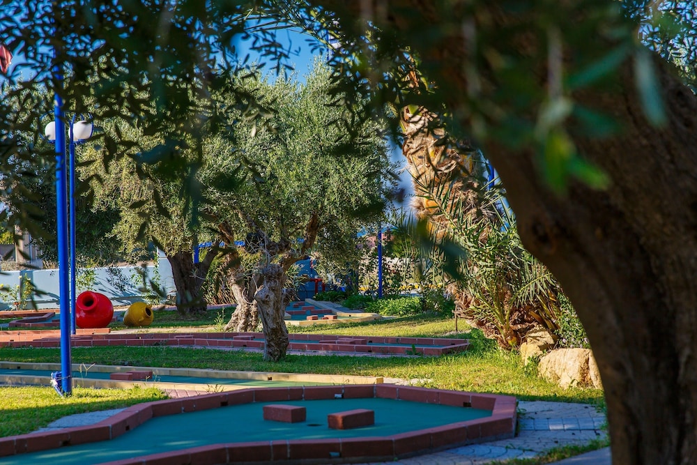 Filoxenia Hotel Apartments 37/51