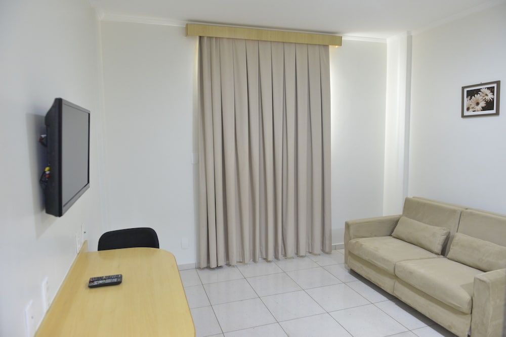 Oitis Hotel 44/63
