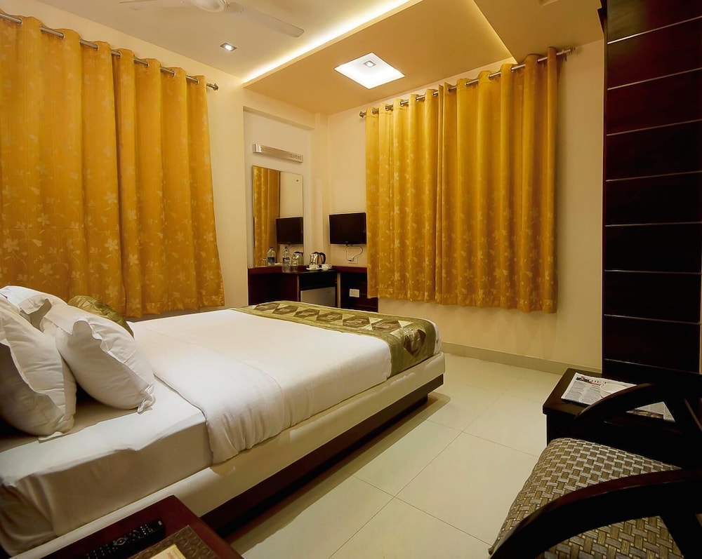 Hotel Central Residency 12/39