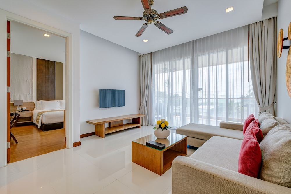 The Pelican Residence And Suites Krabi 30/45