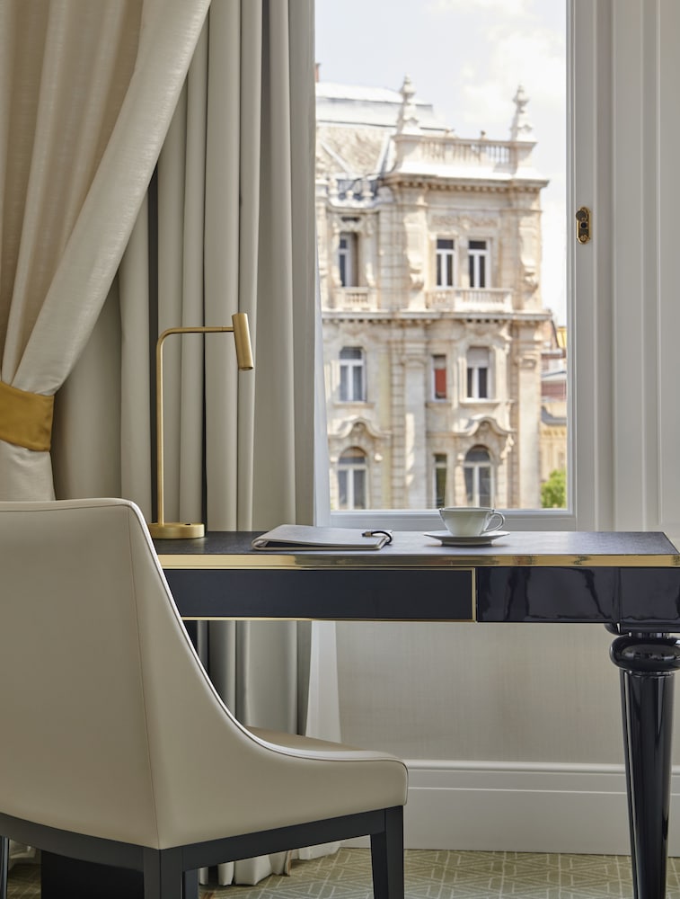 Parisi Udvar Budapest-Unbound Collection By Hyatt 40/50