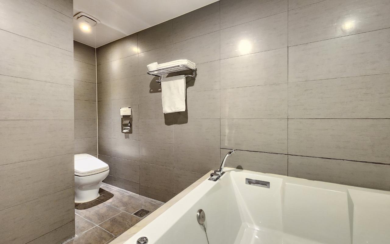 Suwon Herb Hotel 62/65