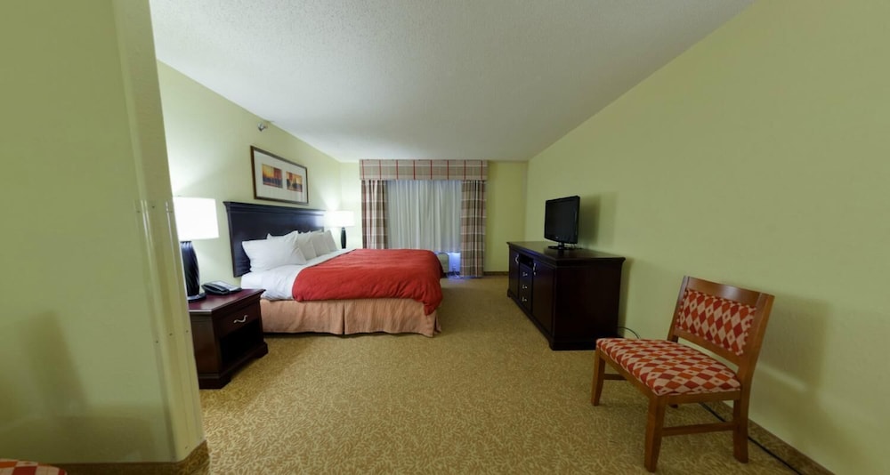 Country Inn & Suites by Radisson, Marion 24/64