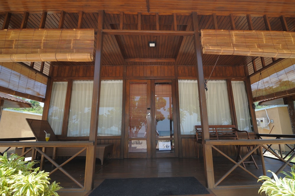 Sylvia Beach Villa 15/37