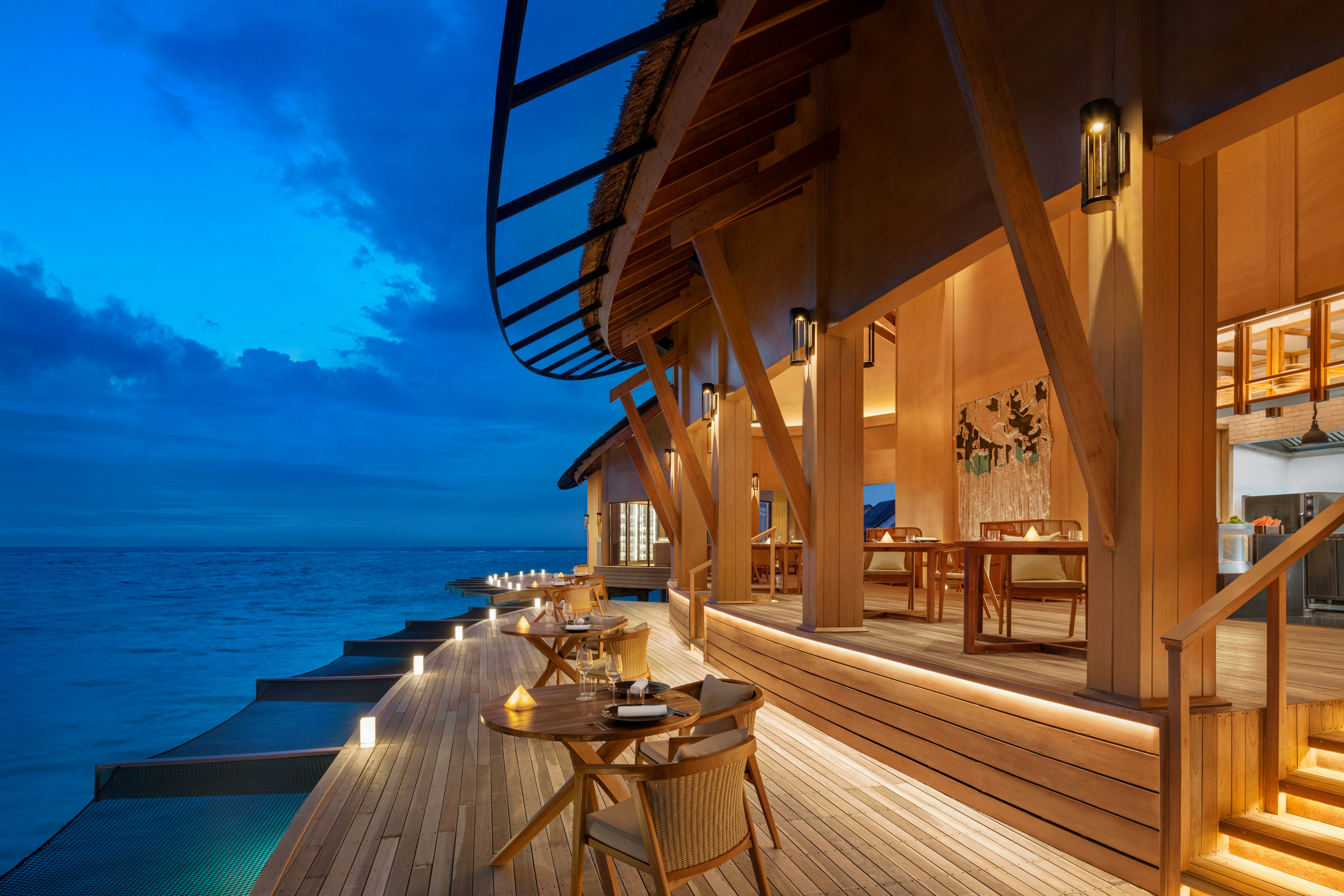 Hilton Maldives Amingiri Resort and Spa 30/72