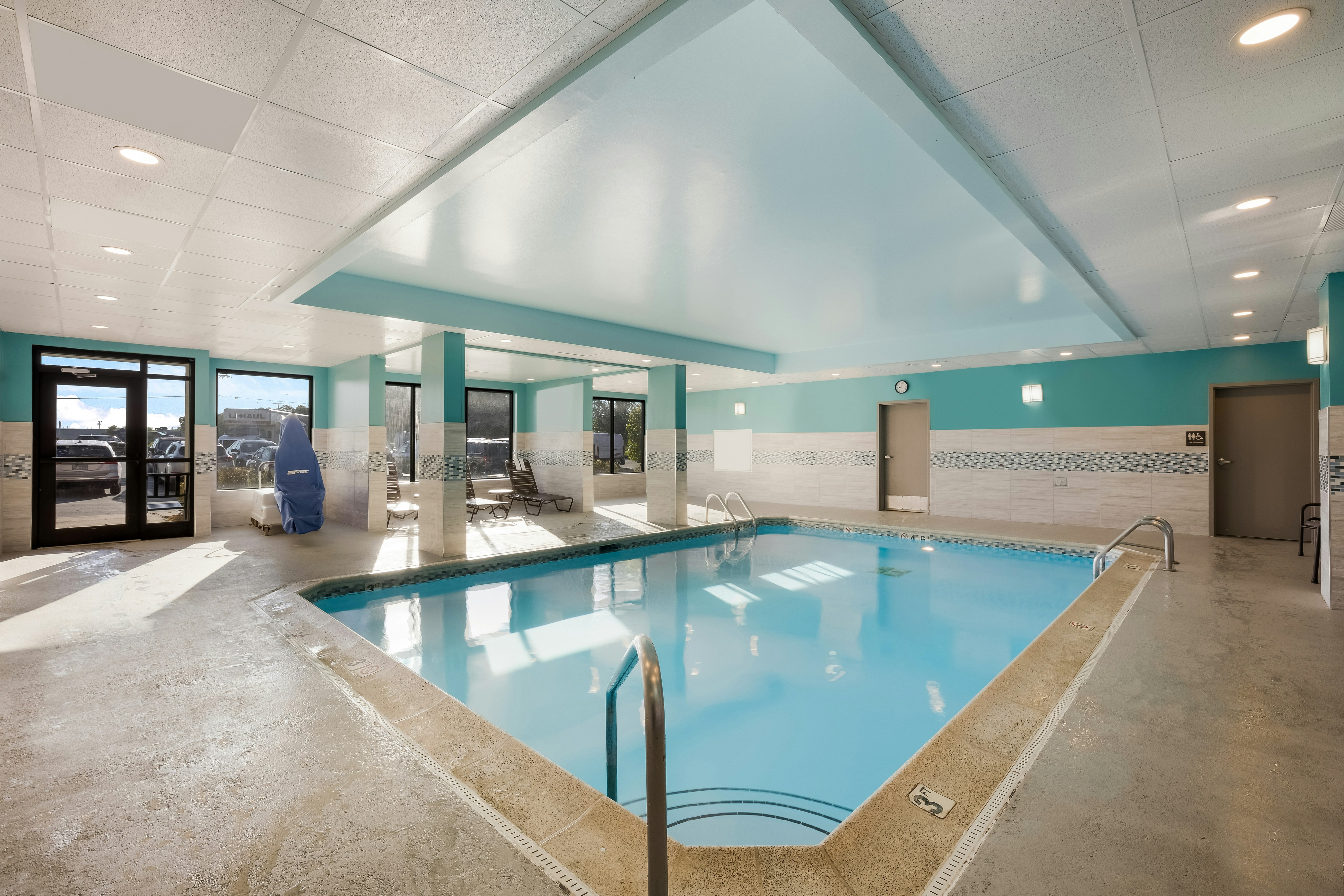 Hampton Inn McHenry 35/62