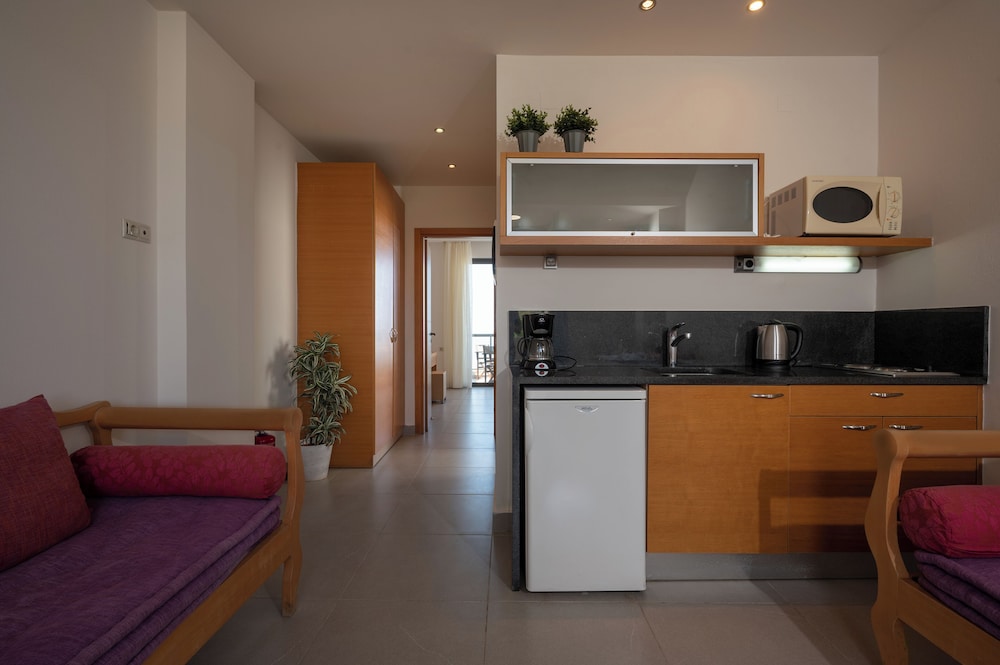Creteco Hotel & Suites 8/72