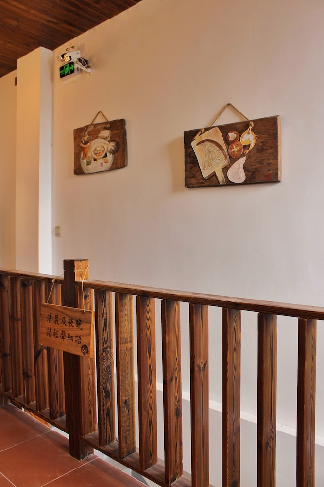 Chaozhou Hello Inn 7/50