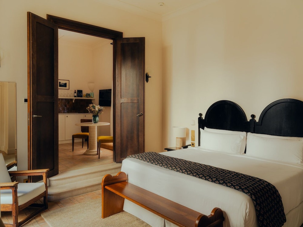 1 BEDROOM, APARTMENT