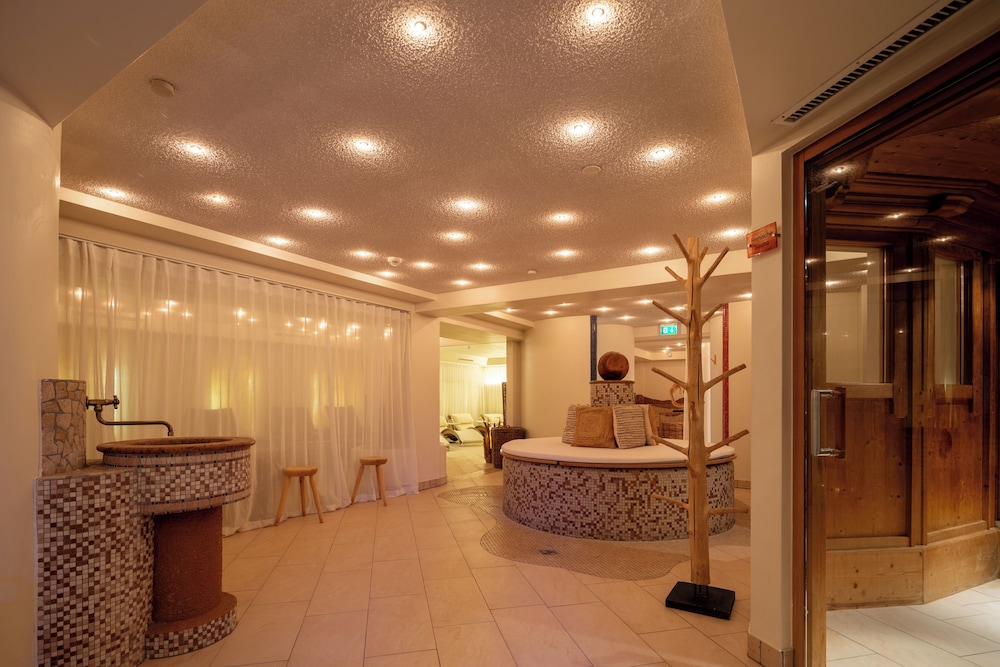 Q! Hotel Maria Theresia 28/50
