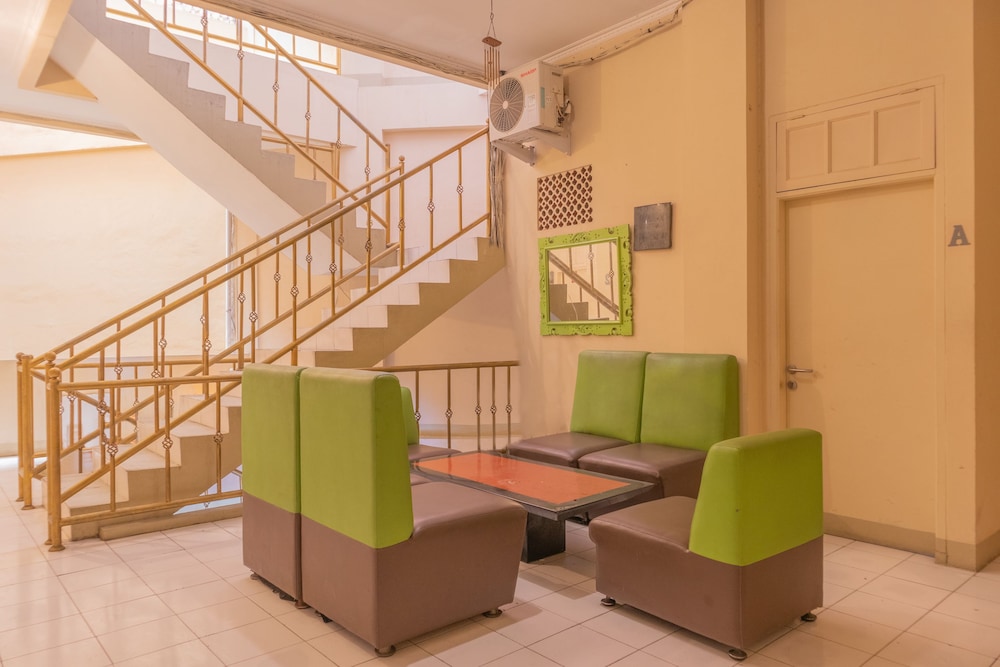 OYO 1111 Passer Baroe Inn 23/26