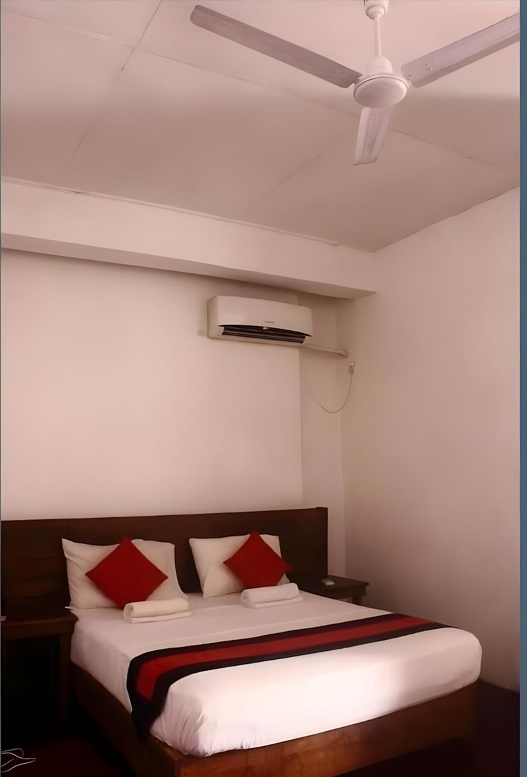 256 Townhouse Rest 8/29