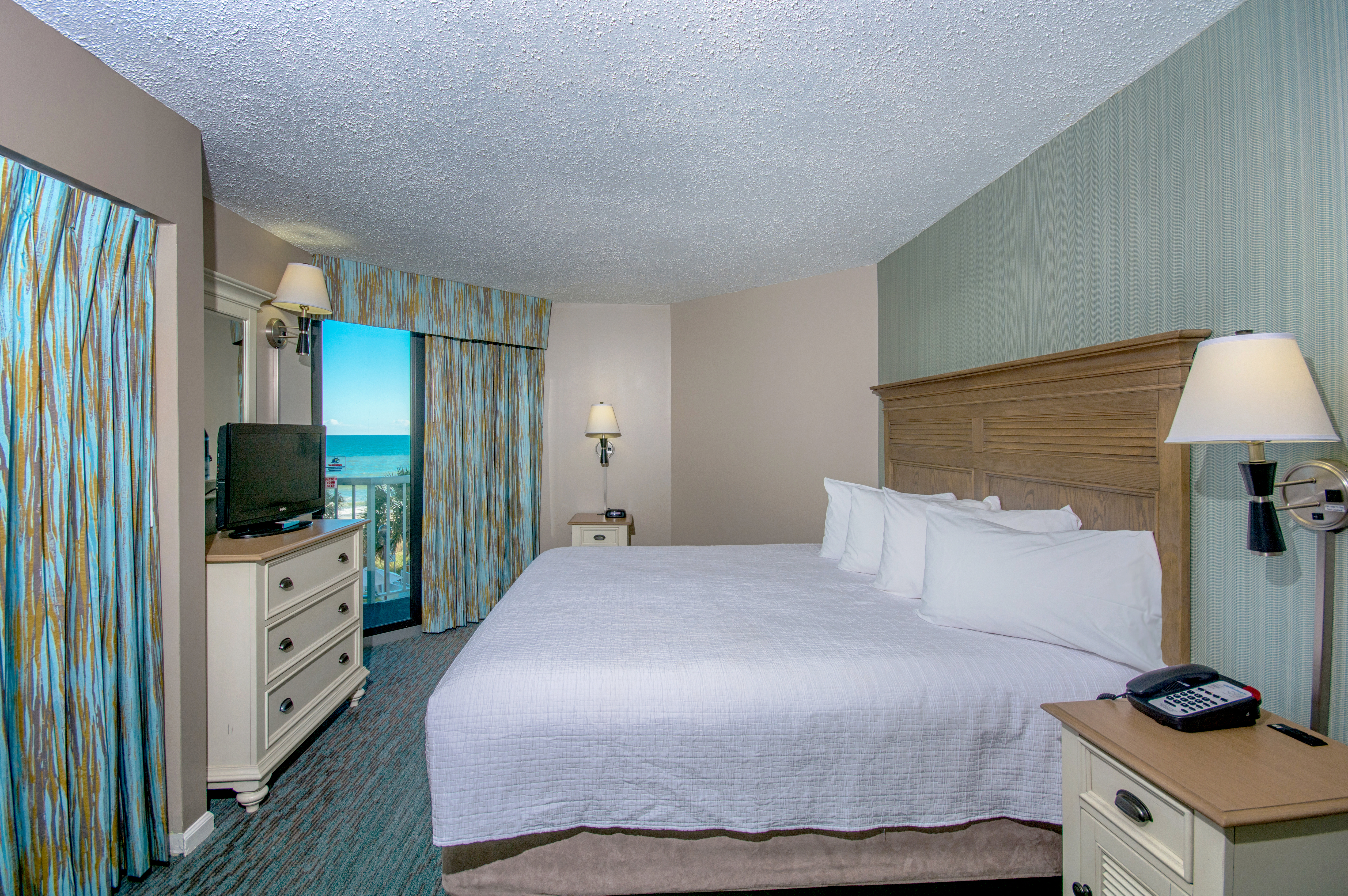 1 Bedroom, Condo, Deluxe, King Bed, Ocean Front