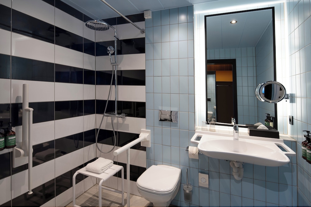 Standard, Twin Beds, Accessible