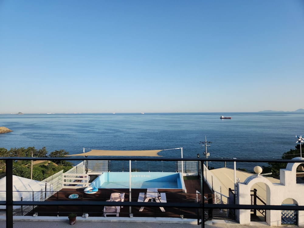 Namhae Santorini N Pension 33/50