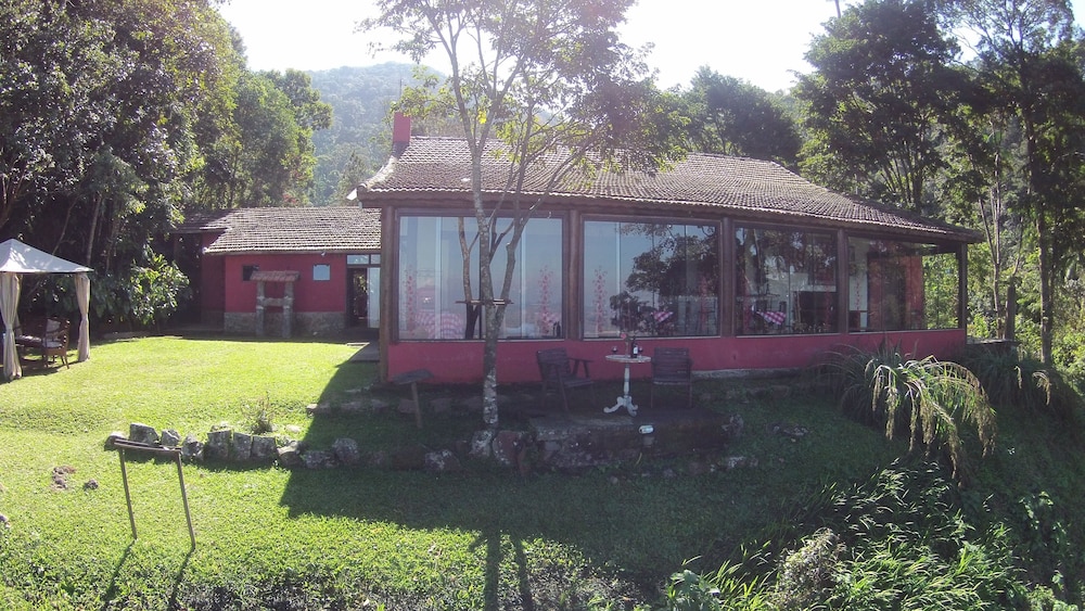 Vista Linda Hotel 5/40
