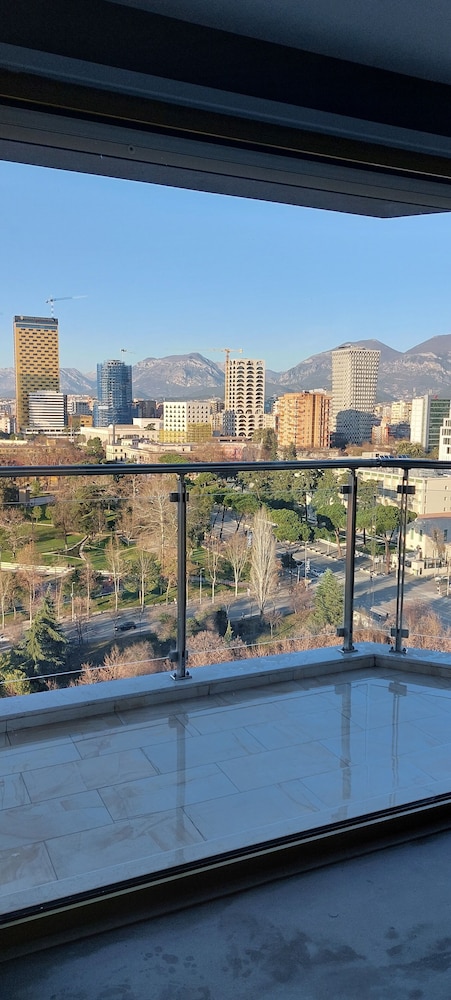 Mulaj Hotel Tirana 34/63