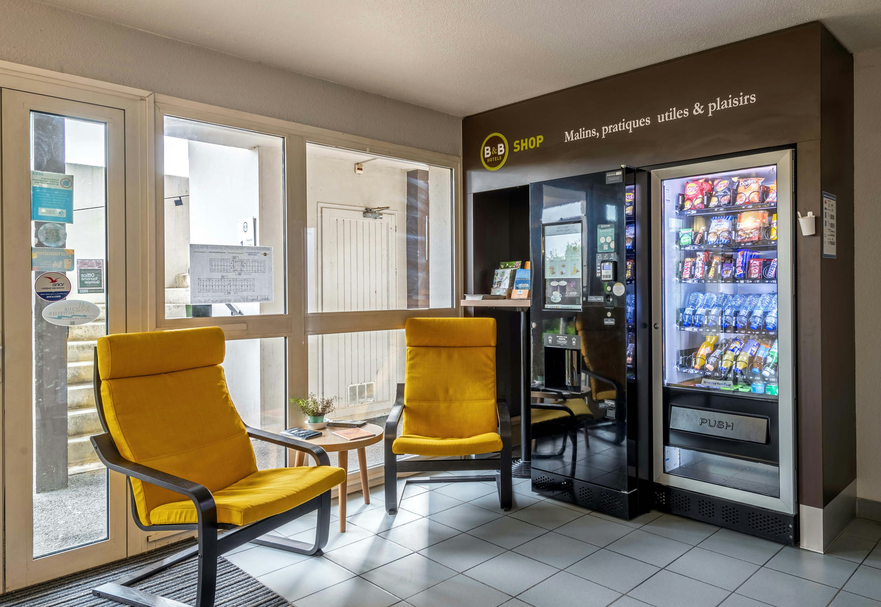 Lobby at B&B HOTEL Quimper Nord Douarnenez, QUIMPER