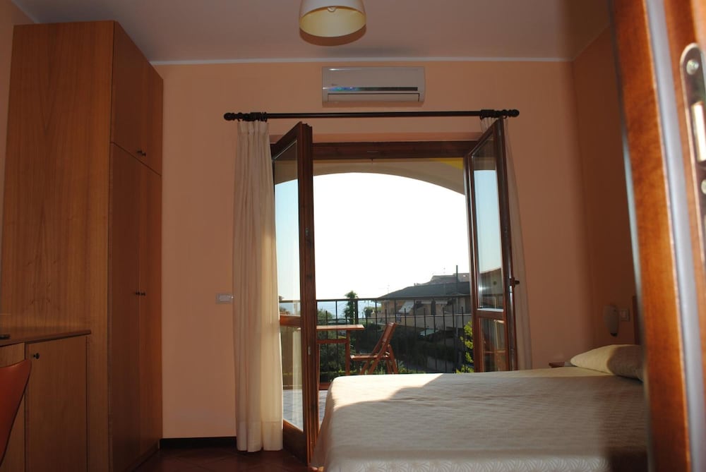 Larus Hotel 25/44