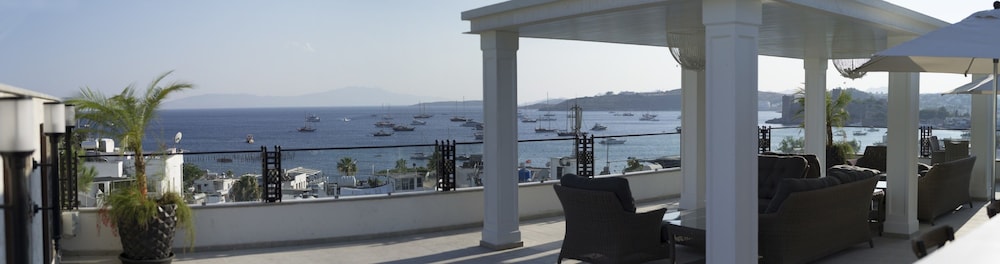 Ena Boutique Hotel 48/50