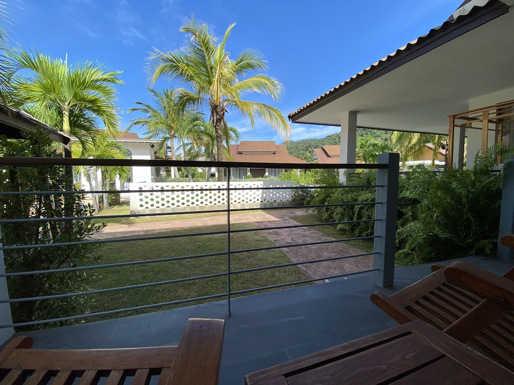 Blu Pine Villa and Pool Access 20/41
