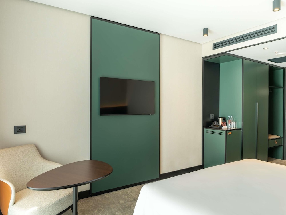 غرفة قياسية بسرير كينج، Novotel Tbilisi Center 4/7