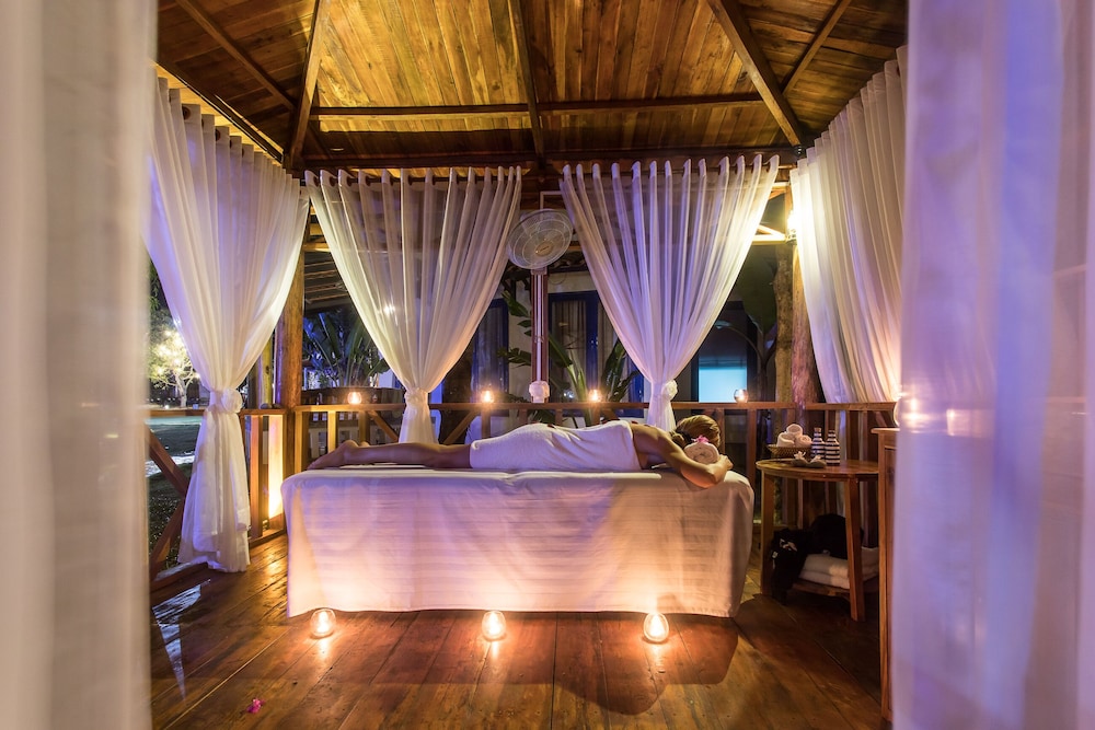 Isabella Resort 34/60