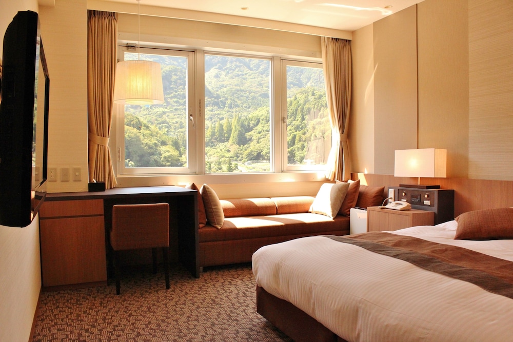 Suginoi Hotel 14/76
