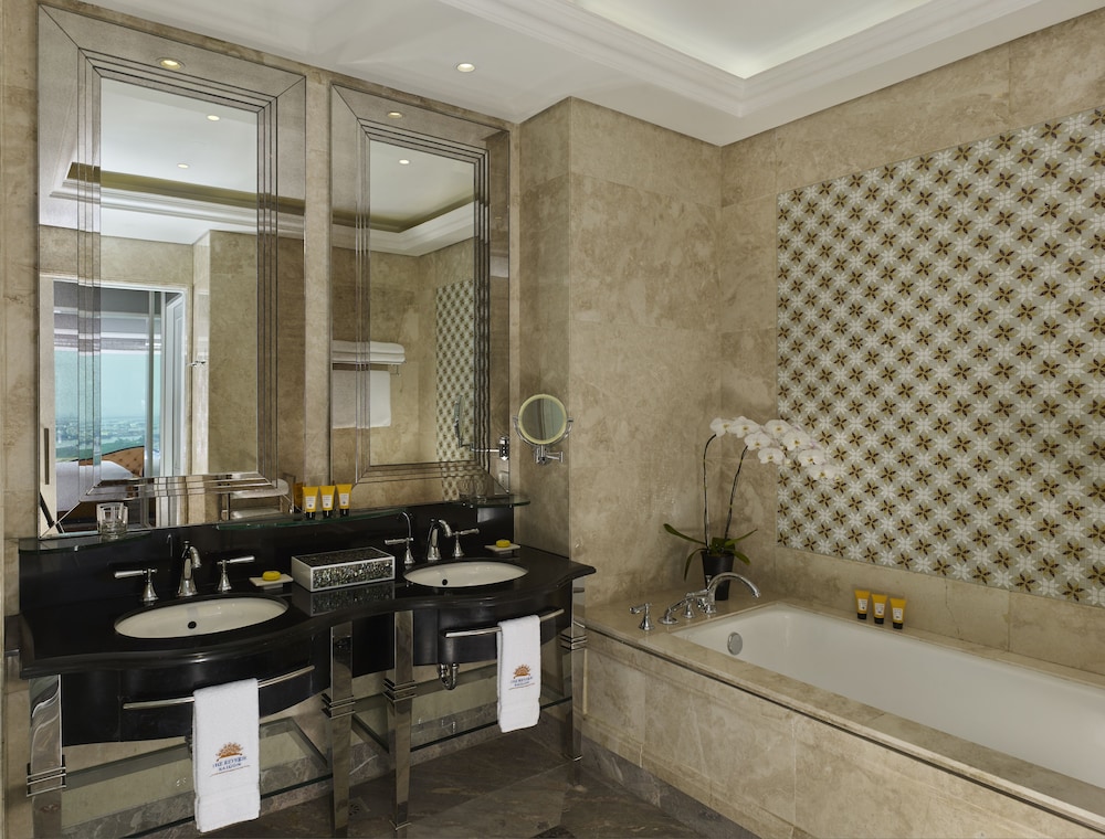 The Reverie Saigon Residential Suites 23/76