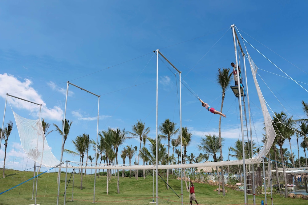 Shangri La Hambantota 60/67