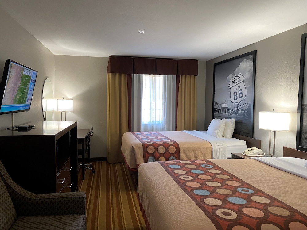Room, 2 Queen Beds, Pet Friendly, Exterior Entrance