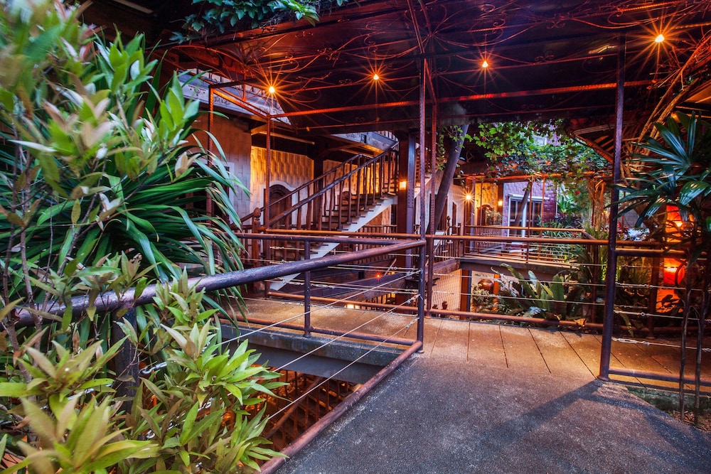 Junjungan Ubud Hotel And Spa 68/70