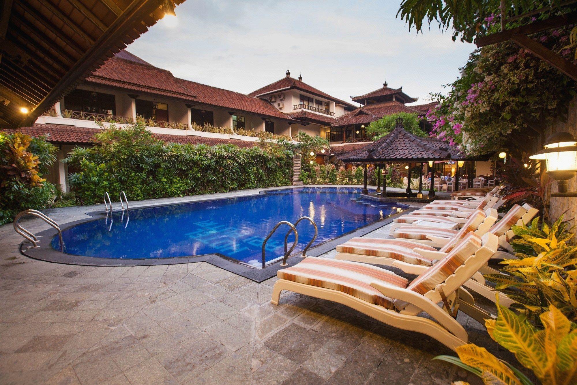 Ari Putri Hotel 38/47