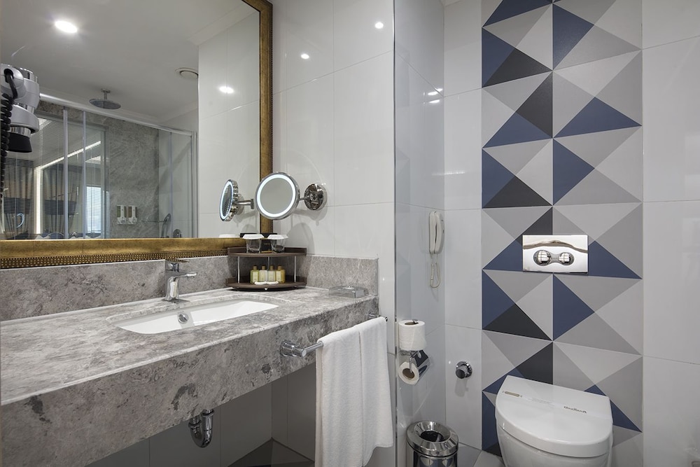 Granada Luxury Beach 50/50