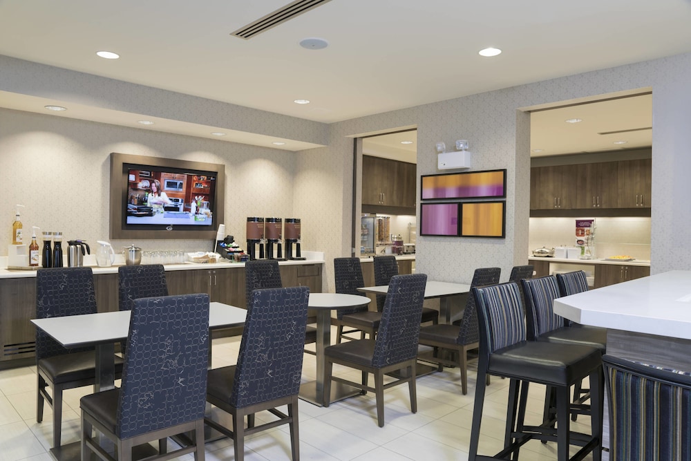 RESIDENCE INN GREEN BAY DOWNTOWN 44/58