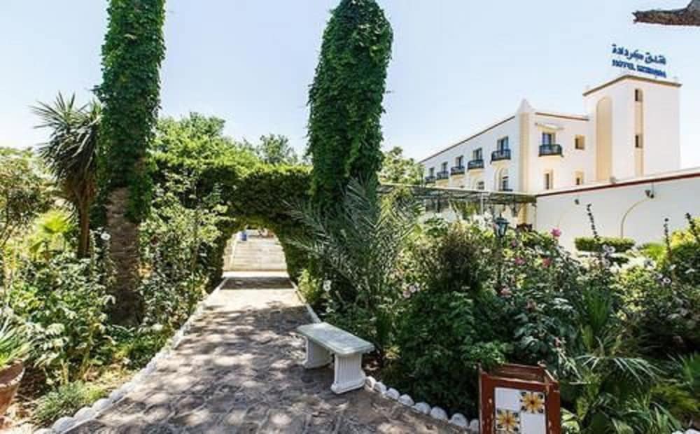 Hotel Kerdada 38/41