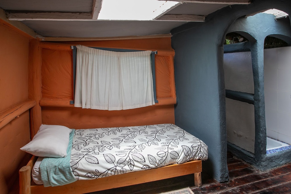 Punda Milias Camp Nakuru 16/50