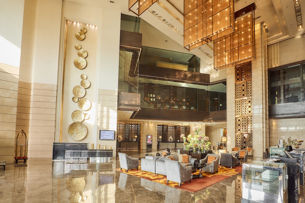 Crowne Plaza Rohini 55/73