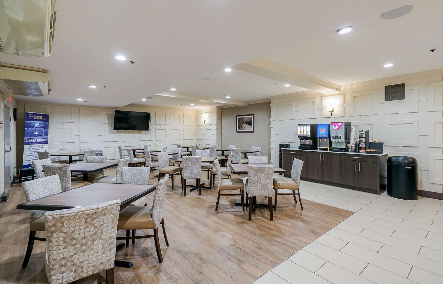 Best Western Peace Arch Inn 48/55