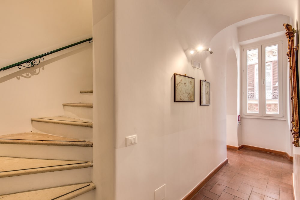 Piccolo Trevi Suites 37/53