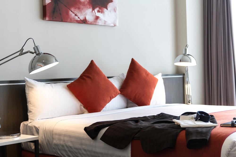 Abode Woden 25/47