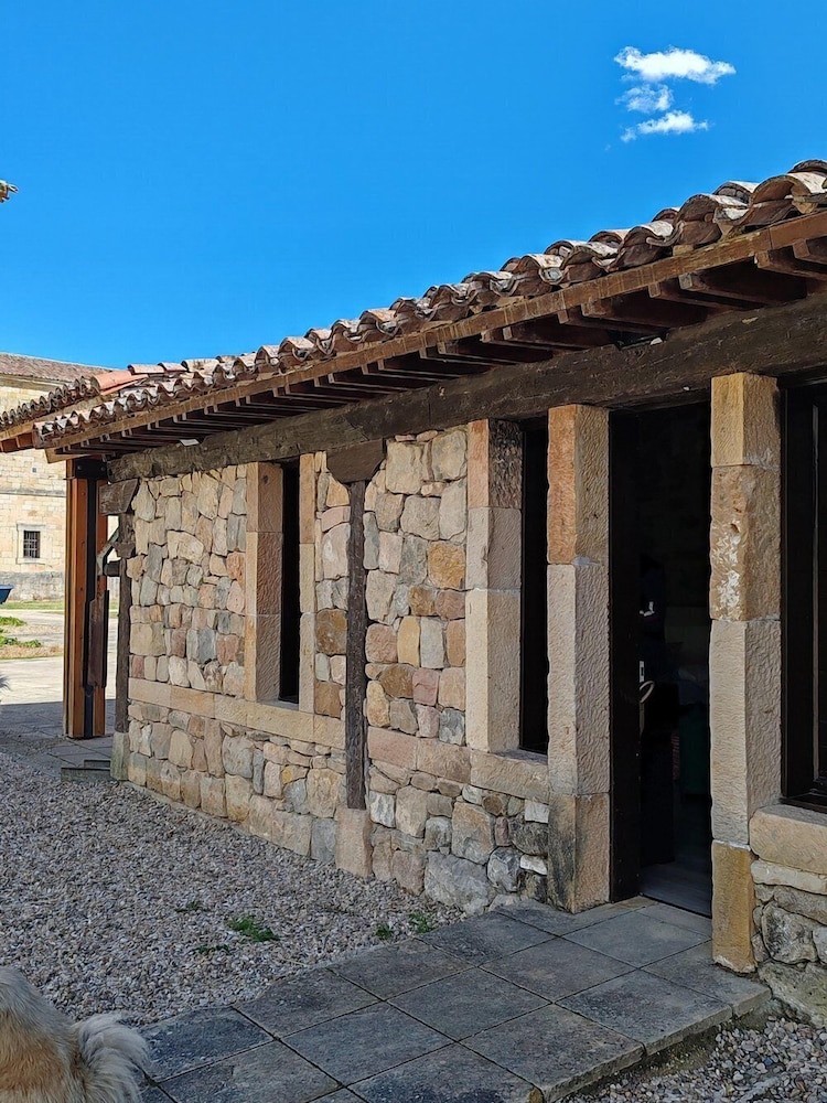 POSADA SANTA MARIA LA REAL 2/75