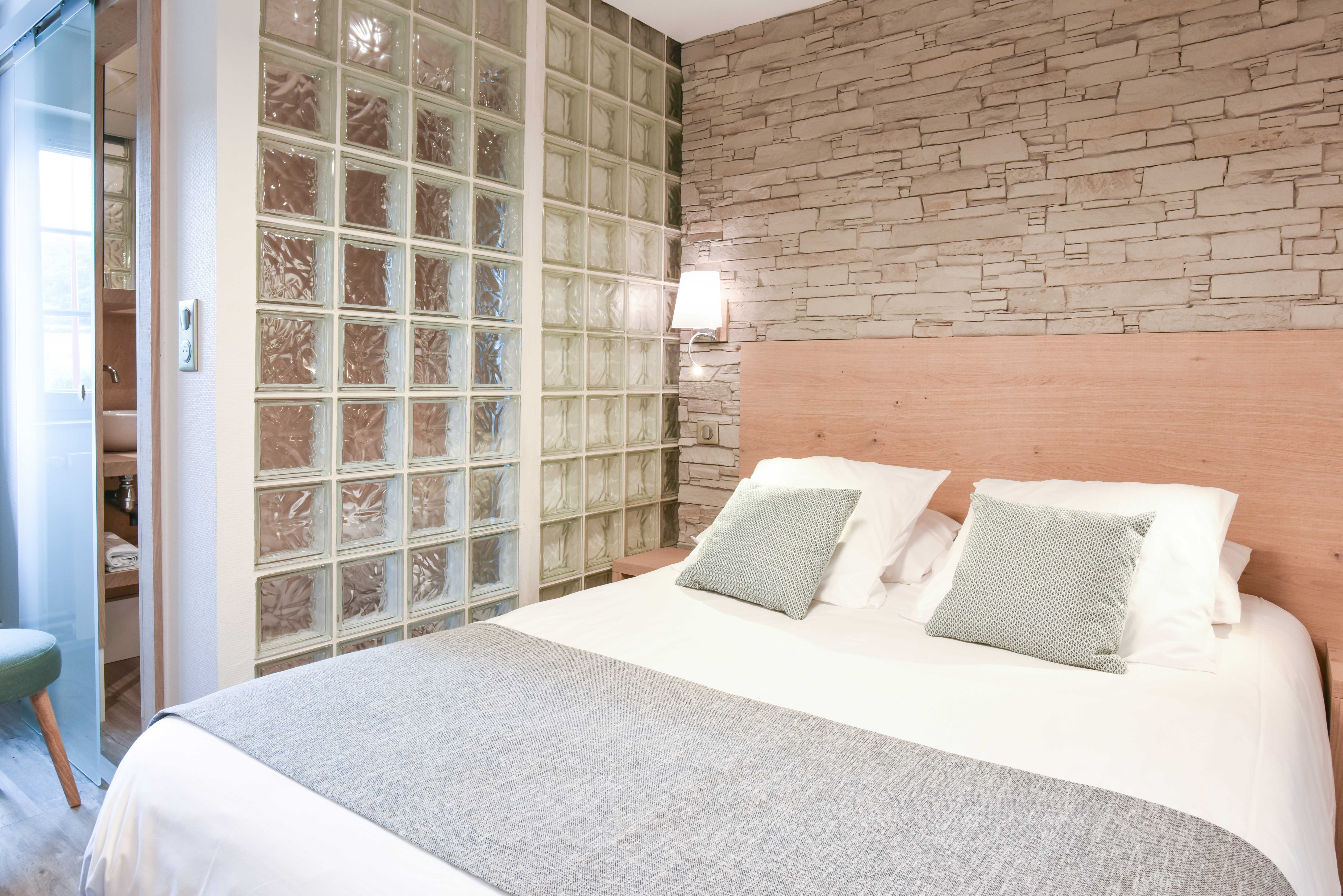AUBERGE DU RELAIS 11/36