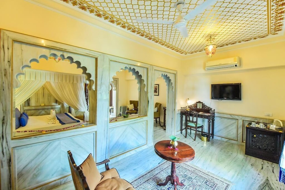 Udai Kothi 48/69