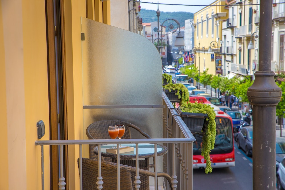 Sorrento City Hotel 66/76