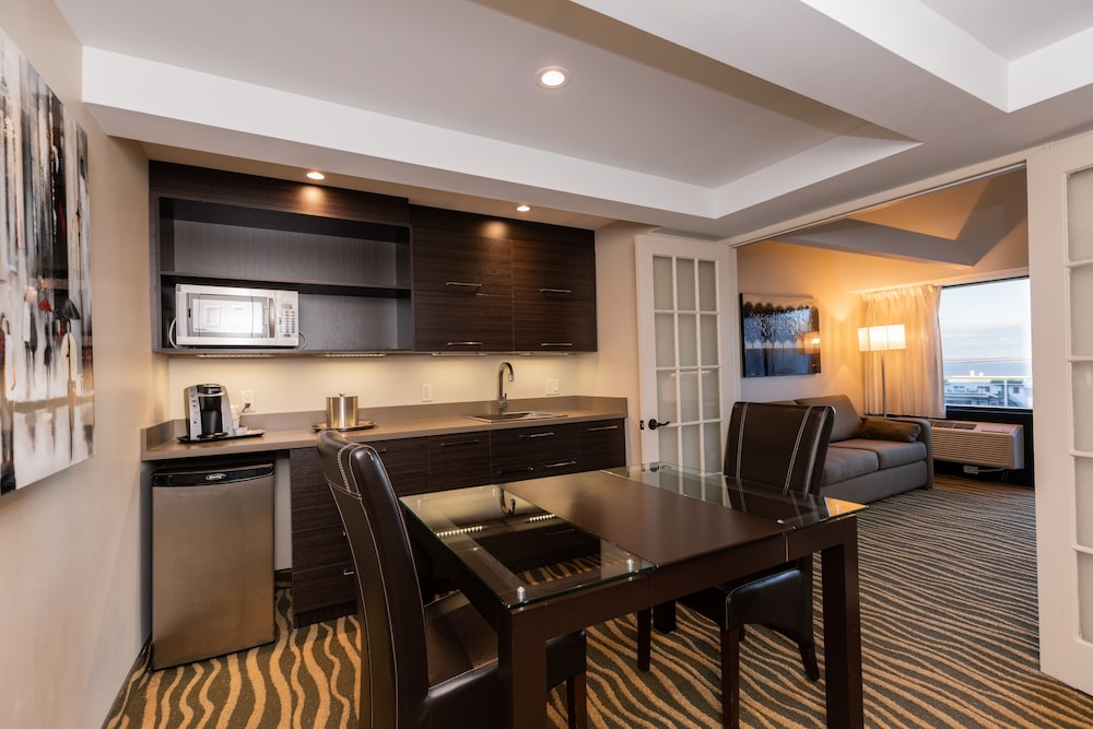 Hotel Levesque 36/50