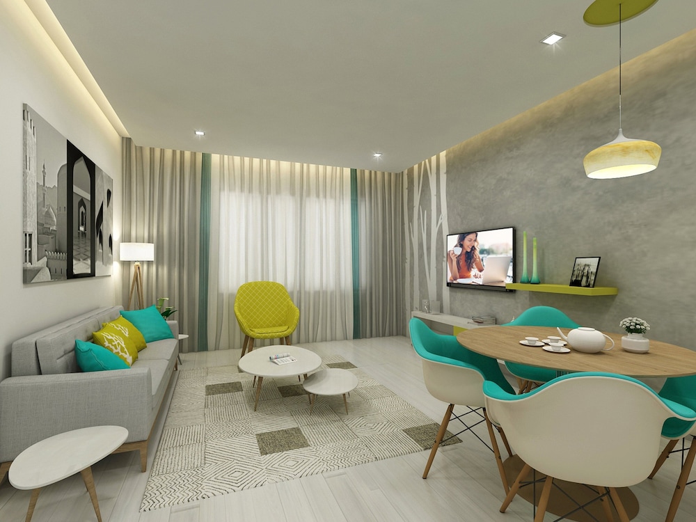 Citadines Al Ghubrah Muscat 32/48